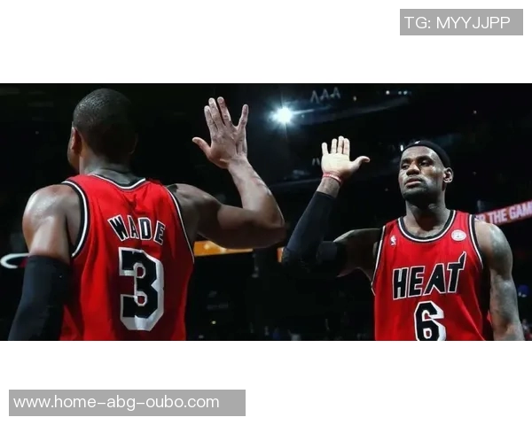 亚历山大荣膺得分王MVP和FMVP成为历史第四位伟大球员 亚历山大荣膺得分王MVP和FMVP成为历史第四位伟大球员